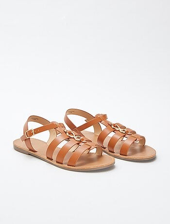 Sandales avec détails métalliques