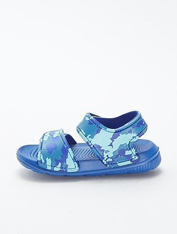 Sandales de piscine