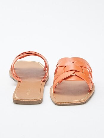 Sandales plates en simili