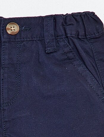Short chino