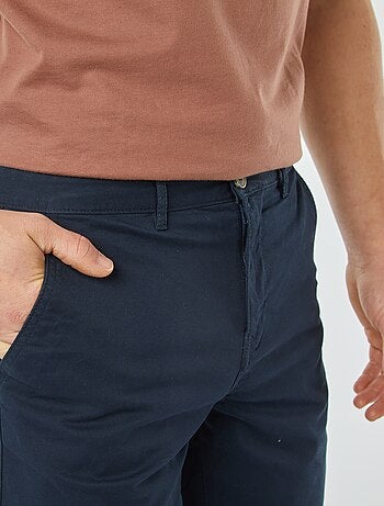 Short chino