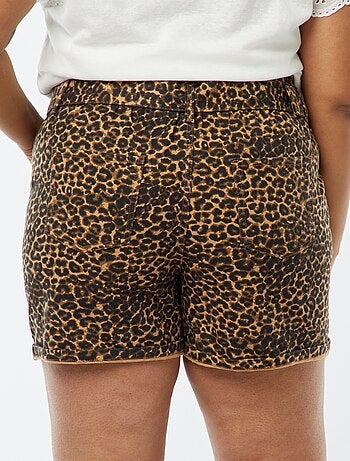 Short en jean taille haute avec ceinture