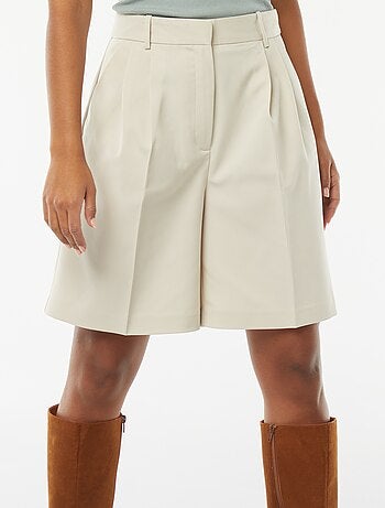 Short uni à taille haute