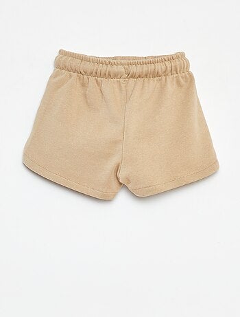 Short uni avec poches