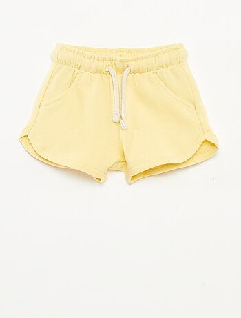 Short uni avec poches