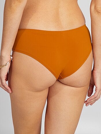Shorty micro et dentelle