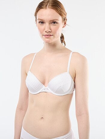 Soutien-gorge moule en dentelle