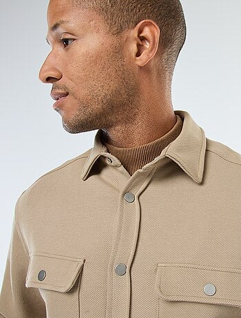 Surchemise avec ouverture pressionnée et 2 poches poitrine