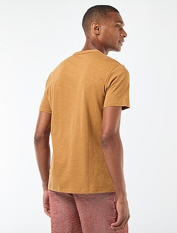 T-shirt à col tunisien manches courtes