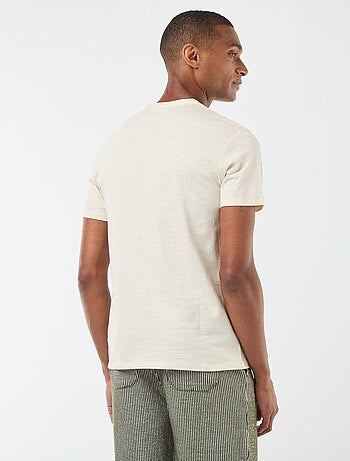 T-shirt à col tunisien manches courtes