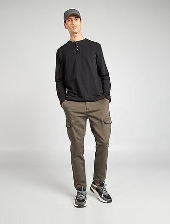 T-shirt à col tunisien