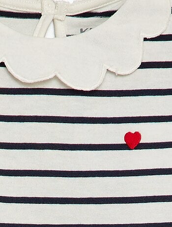 T-shirt avec collerette