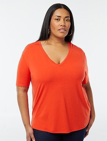 T-shirt basique uni col V