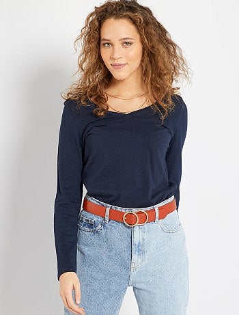 T-shirt col V