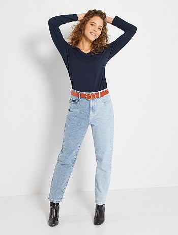 T-shirt col V