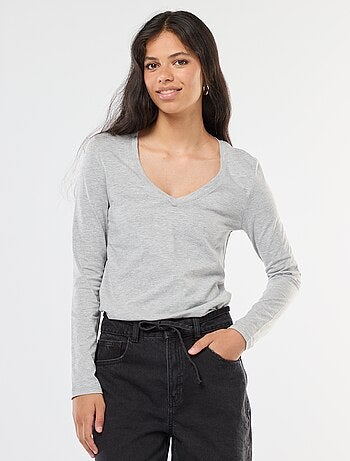 T-shirt col V