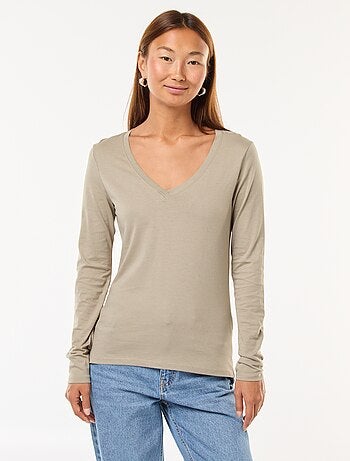 T-shirt col V