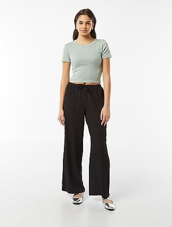 T-shirt cropped manches courtes