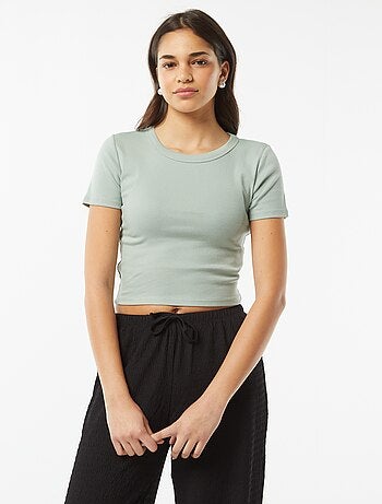 T-shirt cropped manches courtes