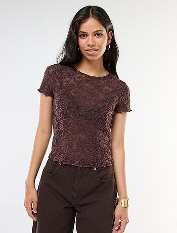 T-shirt en dentelle à manches courtes