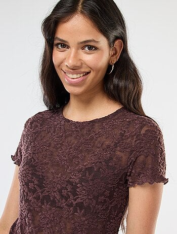 T-shirt en dentelle à manches courtes