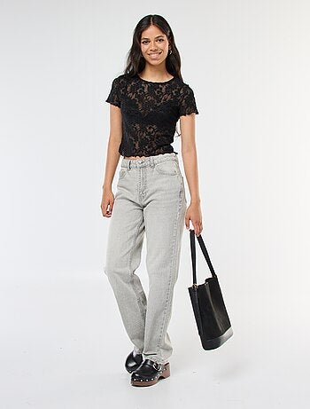 T-shirt en dentelle à manches courtes