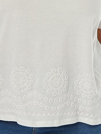 T-shirt en jersey effet broderie à la base