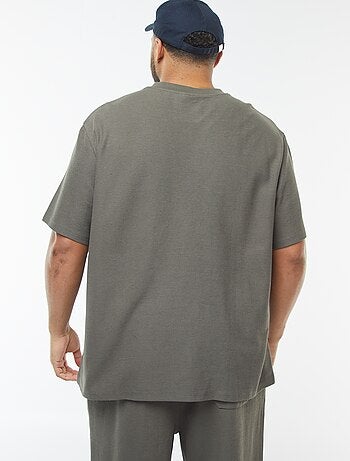 T-shirt en maille texturée et col V