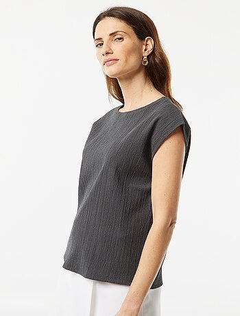 T-shirt en matière fantaisie avec manches chauve-souris