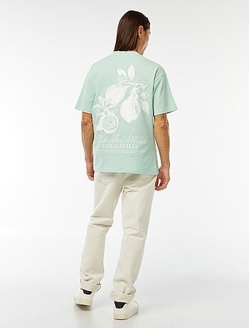 T-shirt imprimé avec broderie poitrine et imprimé au dos