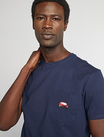 T-shirt manches courtes avec poche poitrine et broderie