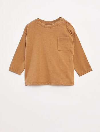 T-shirt manches longues et poche poitrine
