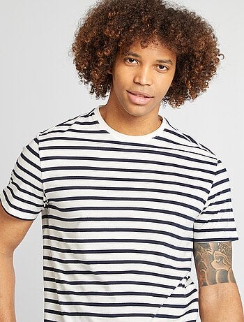 T-shirt rayé manches courtes col rond