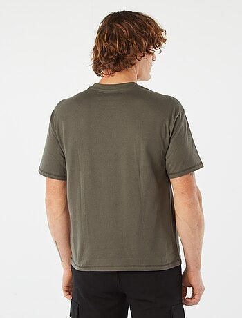 T-shirt uni avec poche poitrine