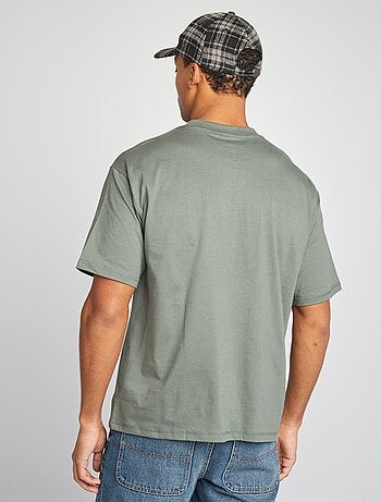T-shirt uni avec poche poitrine