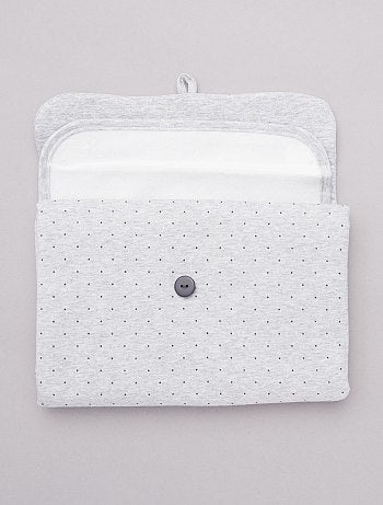 Tapis à langer 'éco-conception' - Kiabi