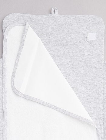 Tapis à langer 'éco-conception' - Kiabi