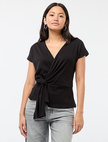 Tee-shirt à large encolure cache-coeur