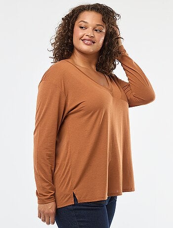 Tee-shirt basique col V et manches 3/4