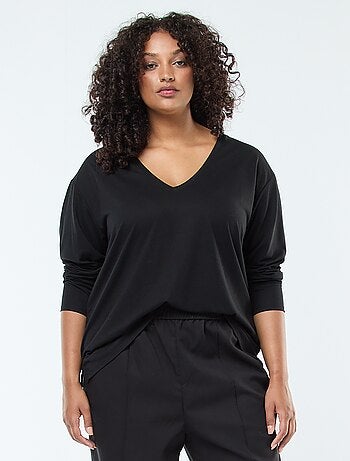 Tee-shirt basique col V et manches 3/4
