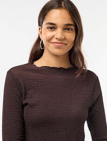 Tee-shirt cropped à manches longues et matière crêpée