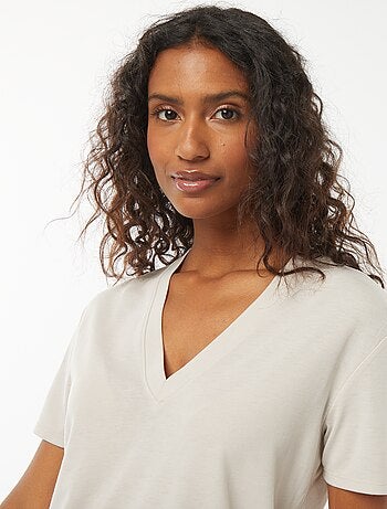 Tee-shirt manches courtes avec encolure en V