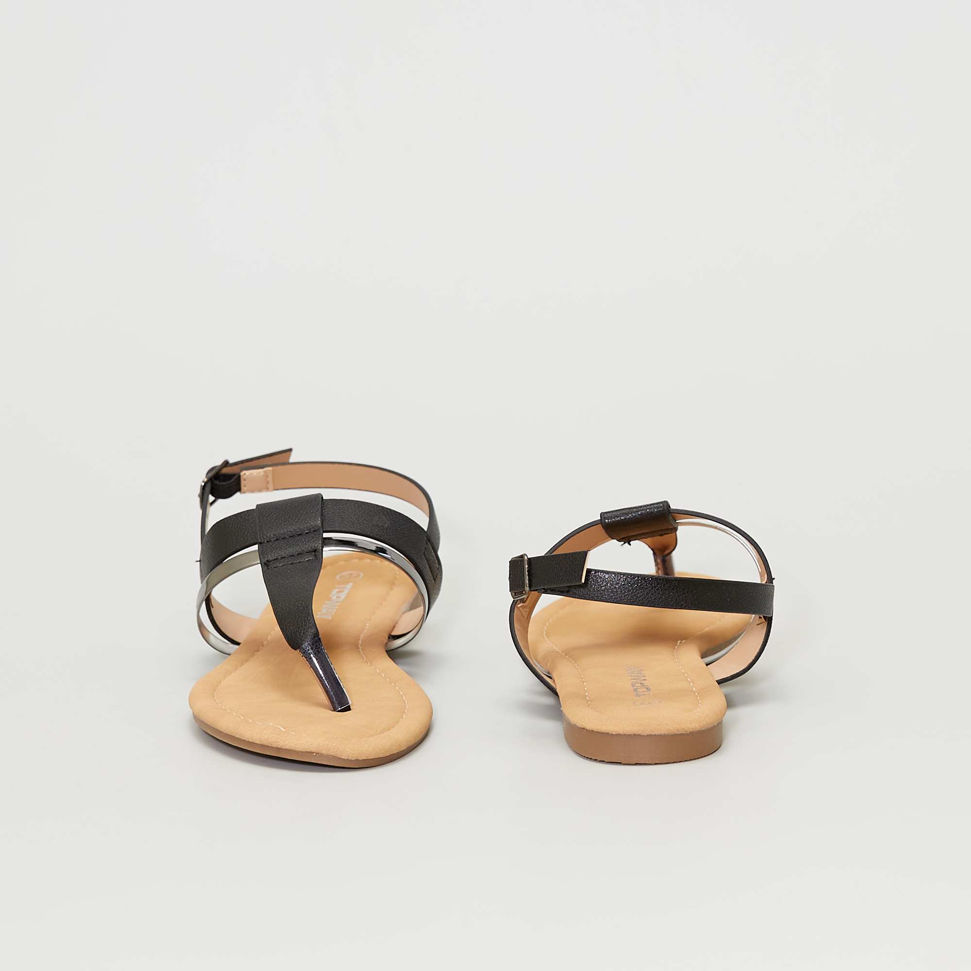 Tong de plage femme noir Kiabi 13,00€