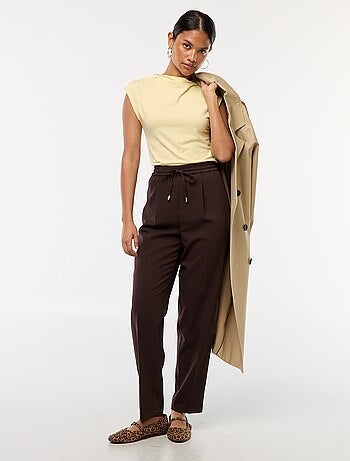 Top sans manches avec col montant