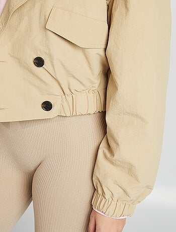Trench court - coupe cropped