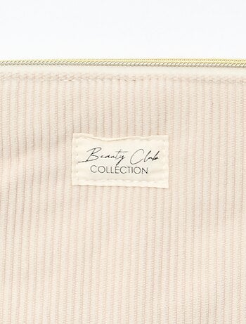 Trousse de toilette maillée