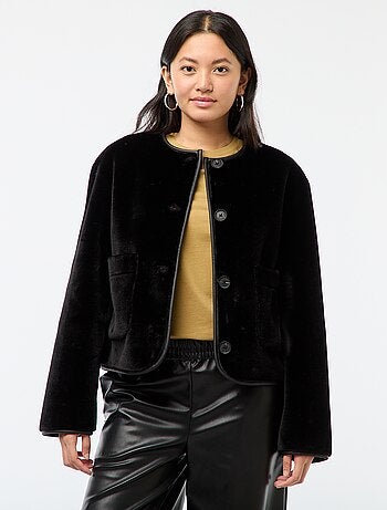 Veste effet pelucheux col rond