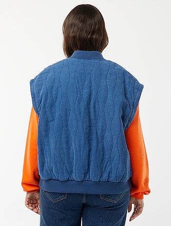 Veste en coton matelassée avec vagues verticales