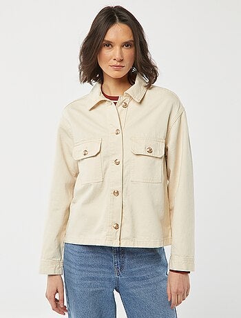 Veste en jean avec boutons dorés
