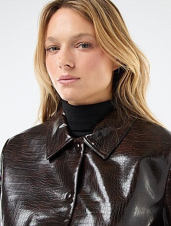 Veste en simili imitation 'peau de serpent'